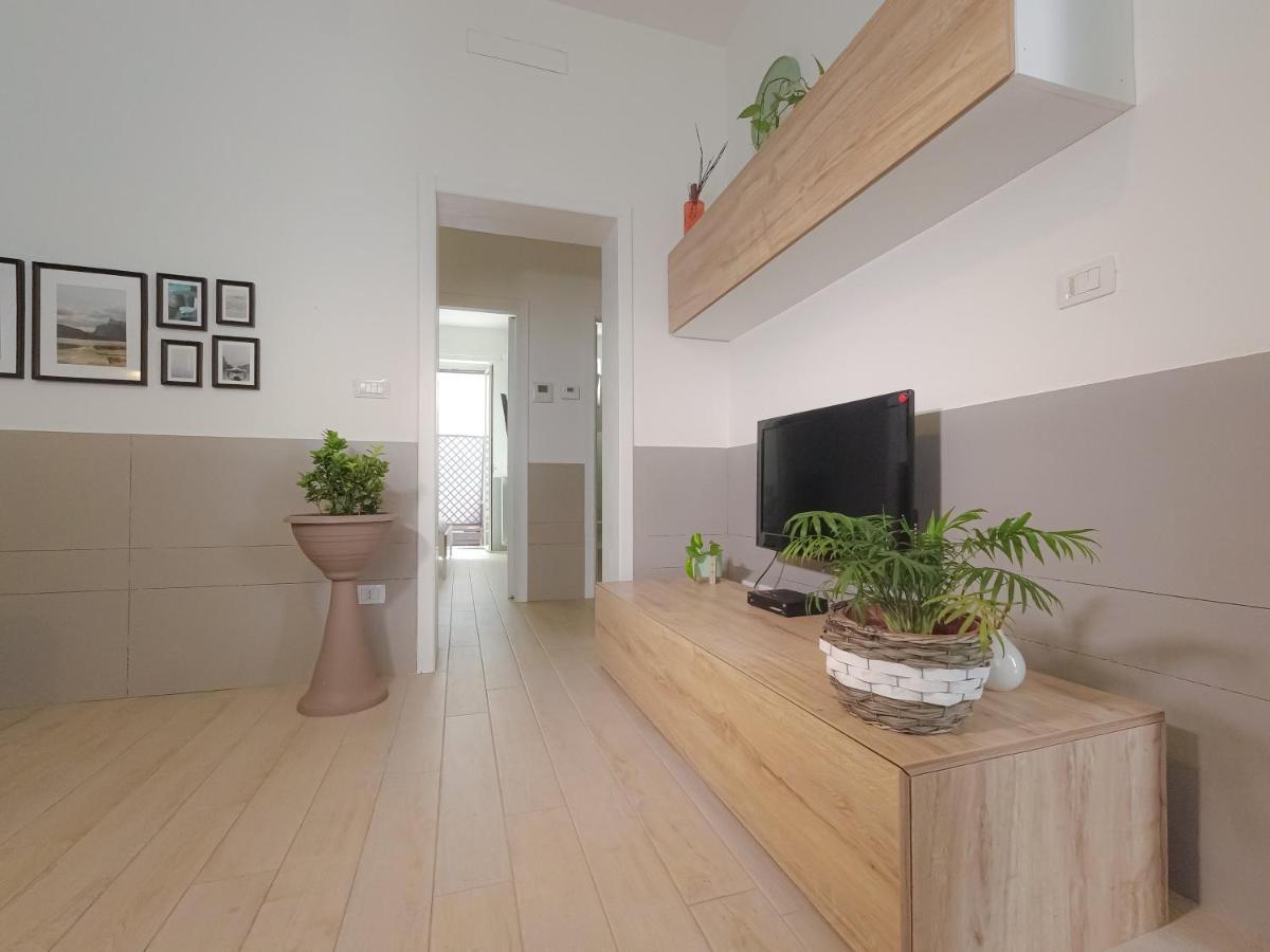La Casa Blu Apartment Bari Exterior photo